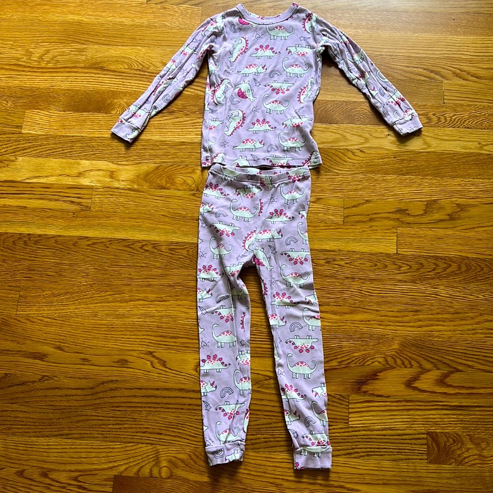 Adorable Lavender and Pink Dinosaur Gap PJ set-Size 5T